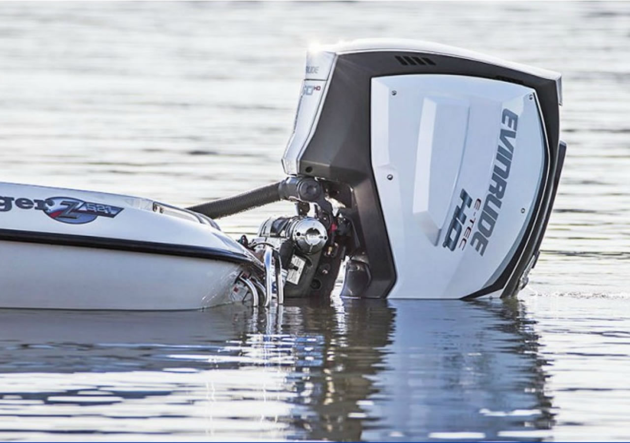 Плм т. Мотор Evinrude. Самый большой Лодочный мотор Evinrude. BRP Evinrude b 15. Tohatsu самый мощный мотор.